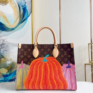 Louis Vuitton / LV LV x YK OnTheGo MM