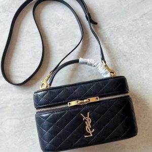 Yves Saint LaurentS2
