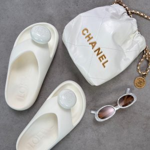 CHANEL Fashion Suit Women's White