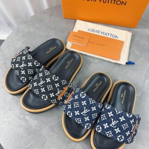 Louis Vuitton Slippers