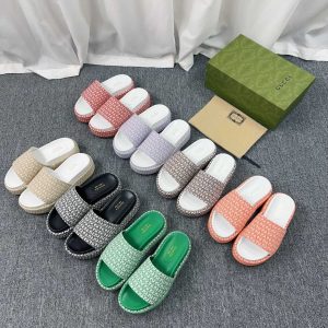 Gucci slippers