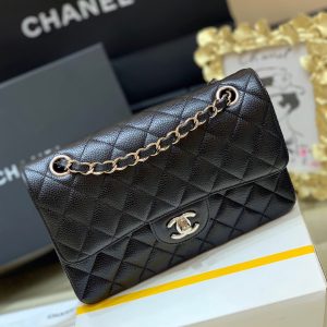 CHANEL shoulder bag