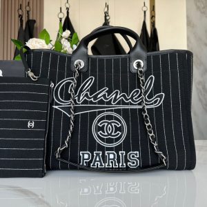 CHANEL handbag