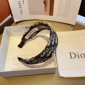 Dior headband