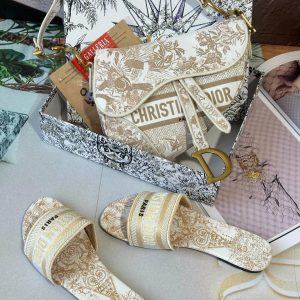 Dior fashion set