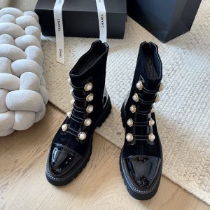 Classic pearl ankle boots from Dior