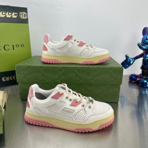 Branded sports shoes