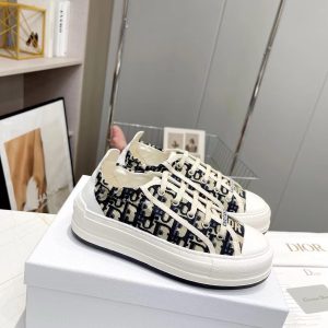 Dior canvas shoes