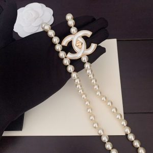 Chanel pearl necklace