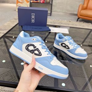 Dior boutique sports shoes