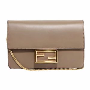 Fendi baguette
