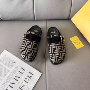 Fendi slippers