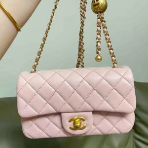 Chanel fashion women's bag pink