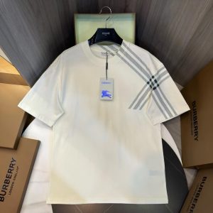 Burberry T-shirt