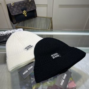 miumiu hat